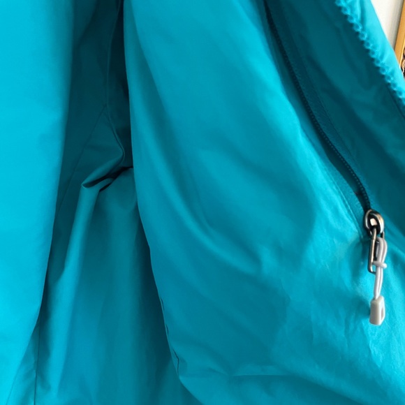 Patagonia Teal Women’s Medium Jacket - Picture 5 of 6